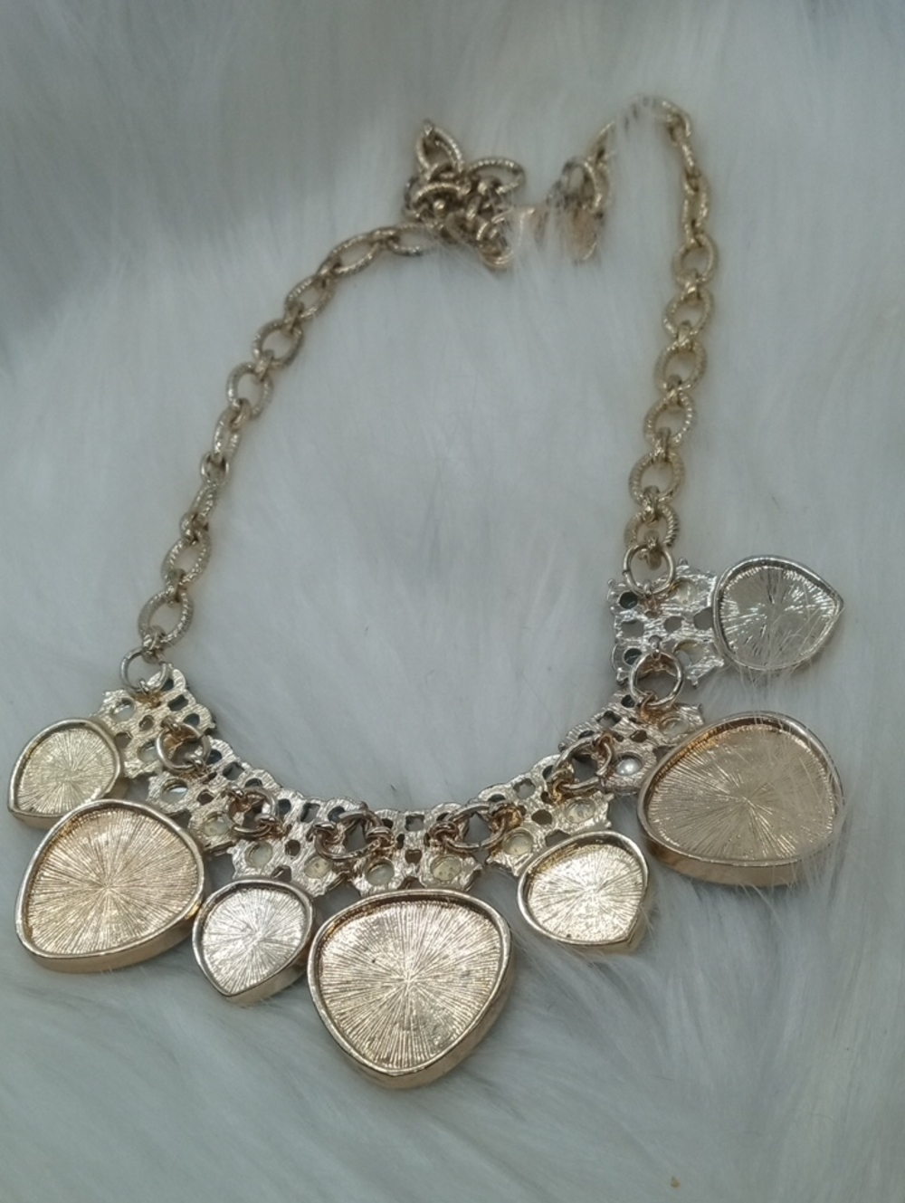 WHITEHOUSE BLACK MARKET NECKLACE - Picture 8 of 8